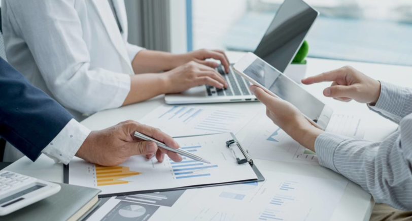 Estrategia datos Desarrollo Software Leasba
